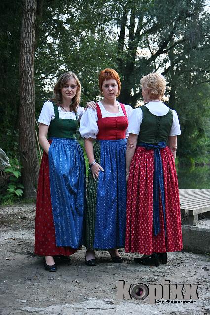 Dirndl (42).jpg